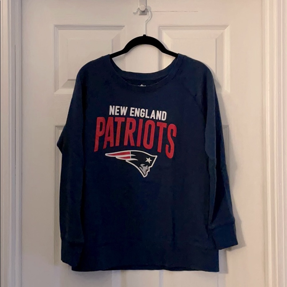 ✨PRICE DROP✨ Patriots crew neck Sweatshirt
